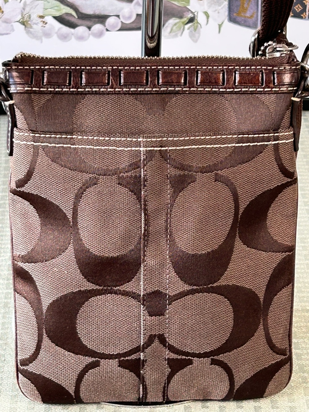 COACH 2006 Vintage Hamptons Python Trimmed Signature Swing Pack 😍❤️‍🔥 - Picture 10 of 17